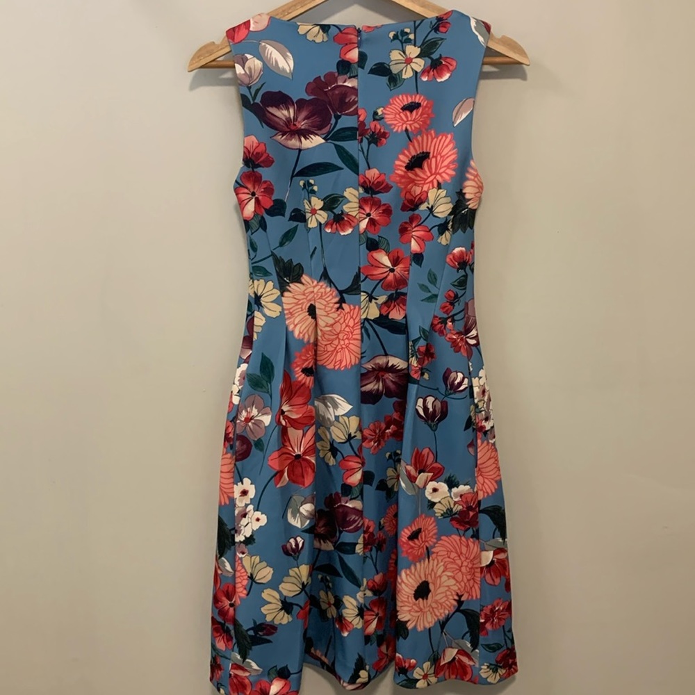 Vince Camuto Floral Dress - Picture 2 of 5